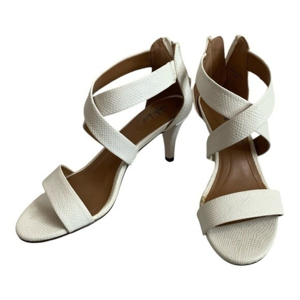 Style & Co White Leatherette Low Heel Sandals Women's Shoes Size 5.5 Stiletto - Picture 5 of 9